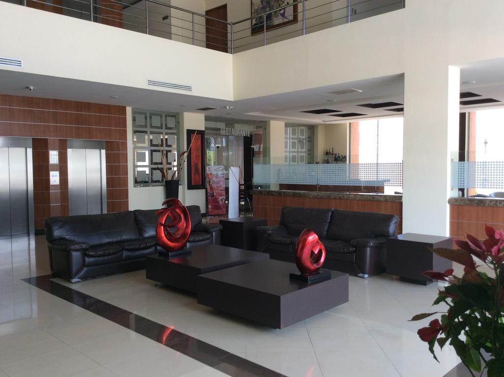 Hotel Soleil Business Class Celaya Экстерьер фото